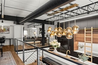 Building Photo - 1312 E Washington St