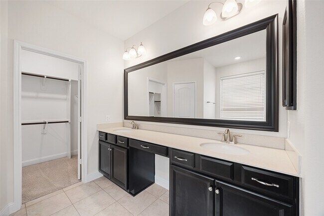 Building Photo - 19430 Canter Field Ct