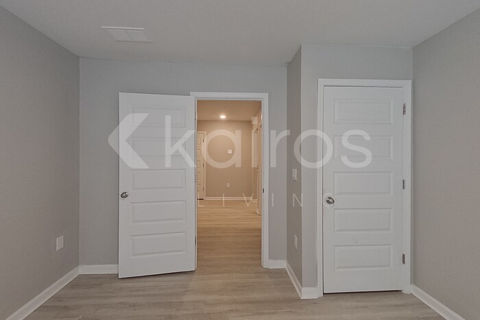 Building Photo - 4614 Malay Cir