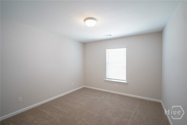 Building Photo - 105 Exmoor Circle