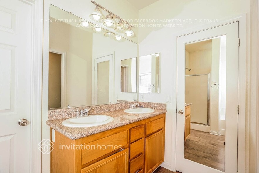 Building Photo - 4144 W Ave J 6