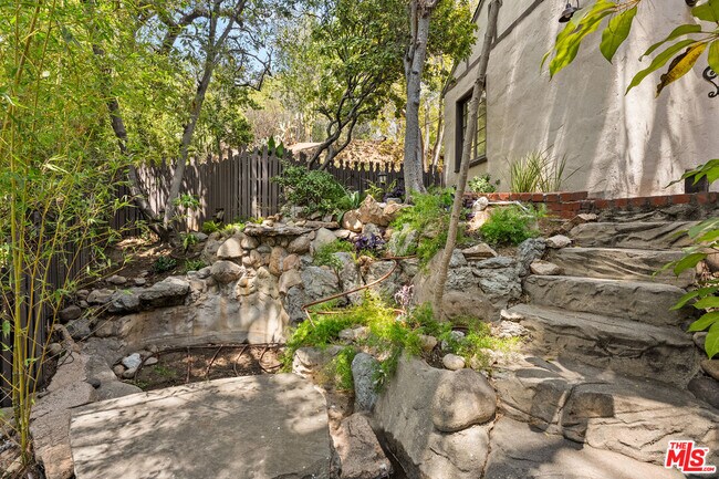 Building Photo - 6311 Heather Dr