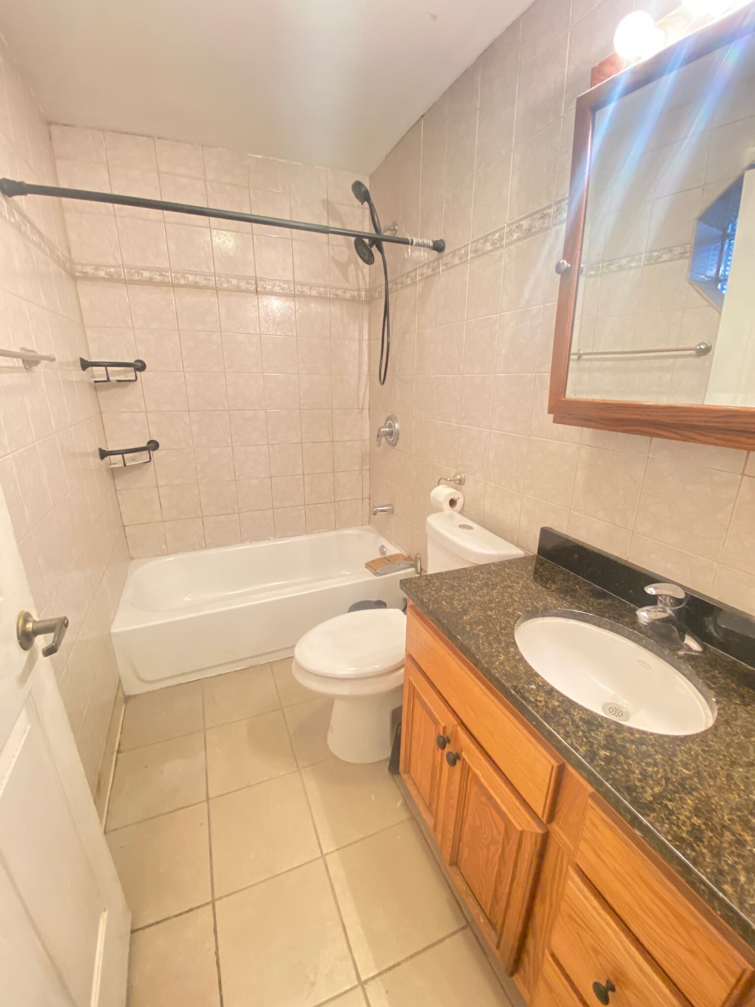 Building Photo - 2010 S Rockwell St