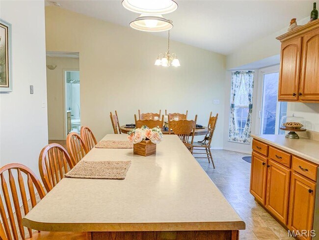 Building Photo - 1031 Buran Dr