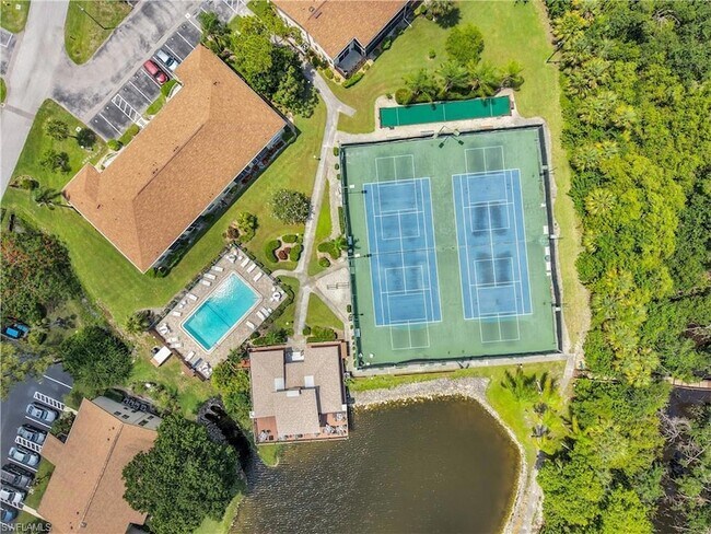 Building Photo - 5713 Foxlake Dr