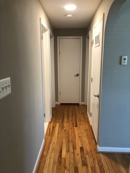 Building Photo - 3000 Virginia Ave