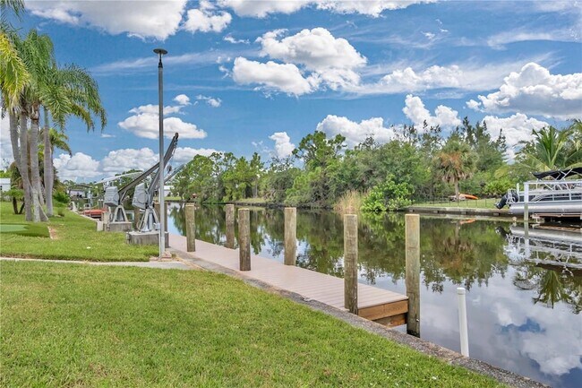 Building Photo - 15180 Lyneburg Ave