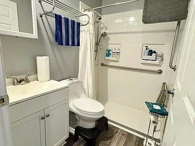 Building Photo - 2776 Medford St