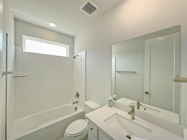 Building Photo - 909 Ash Rd