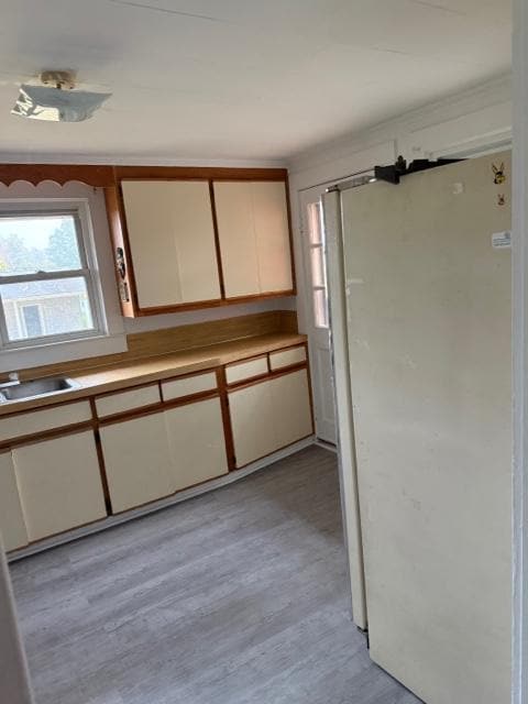 Building Photo - 1312 Standish St