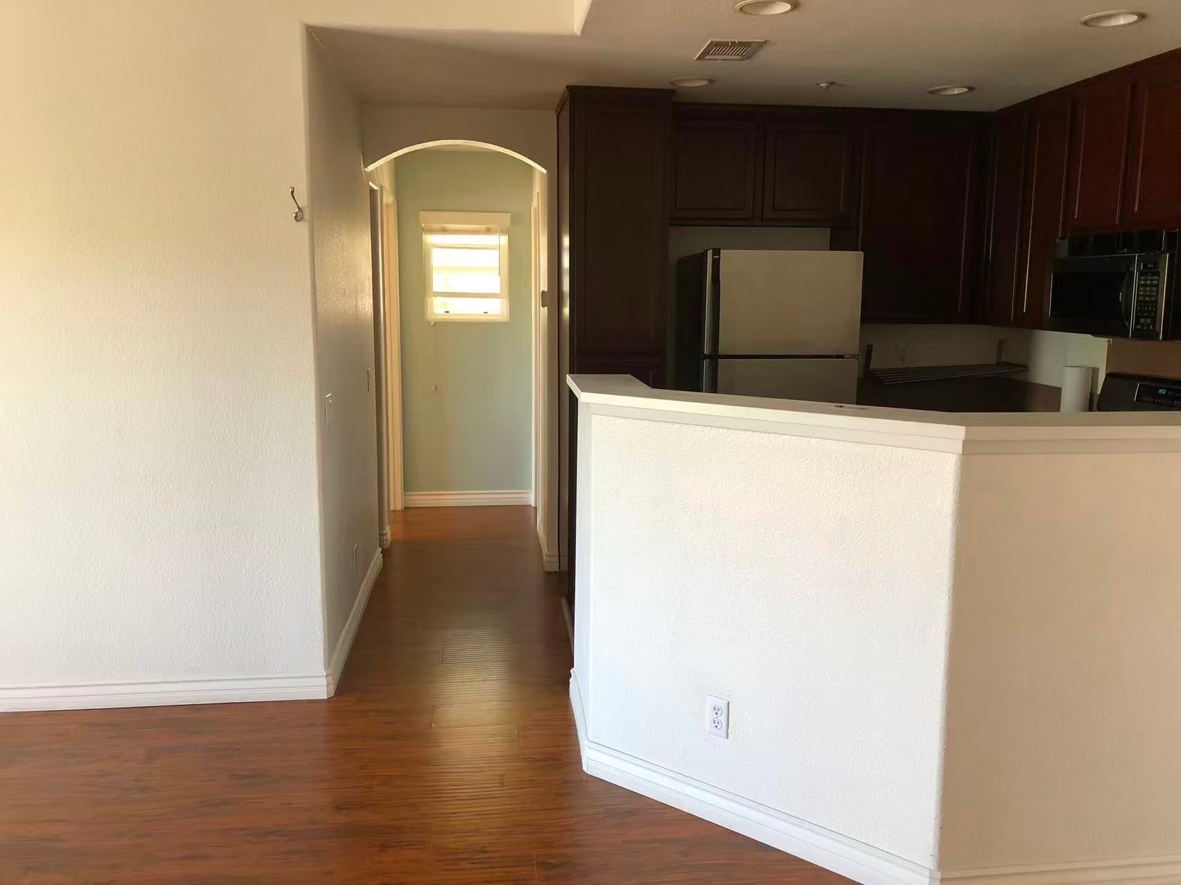 Building Photo - 16908 Robins Nest Way