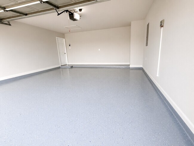 Building Photo - 2310 Corry Crest Cir