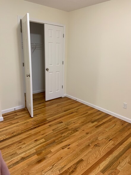 Building Photo - 204 Betsinger Rd