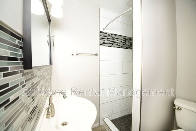 Building Photo - 2485 S 127th E Ave