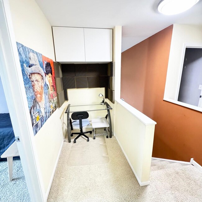 Building Photo - 5362 Wildspring Dr