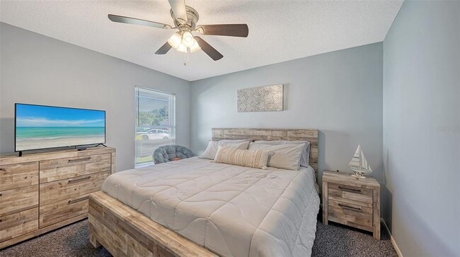 Building Photo - 2246 Cork Oak St W