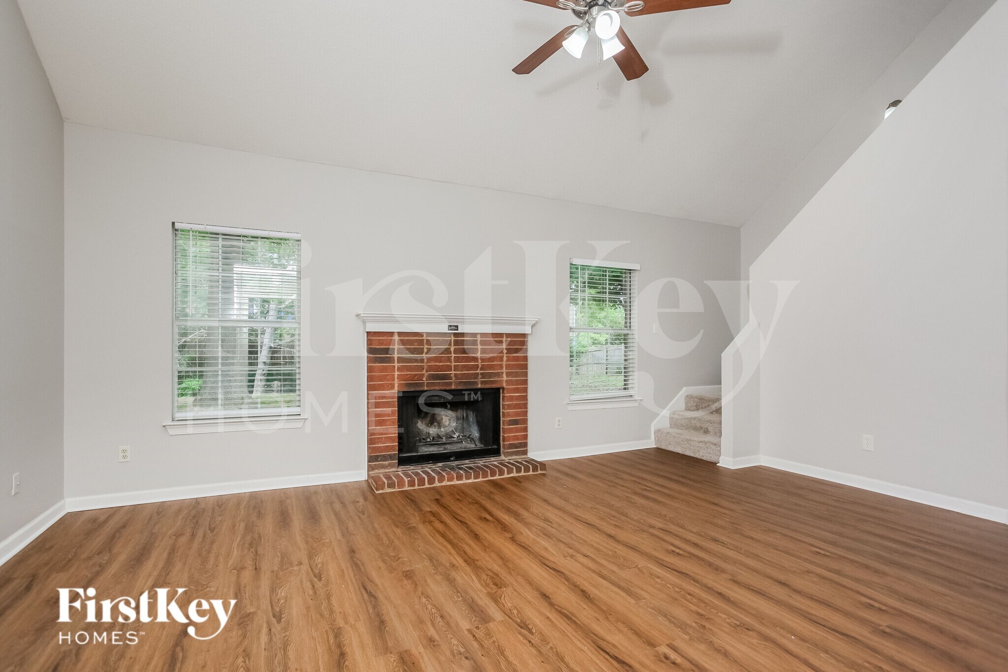 Building Photo - 4381 Whispering Bend Dr