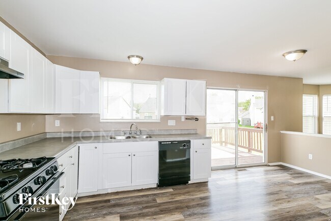 Building Photo - 12880 High Crest Dr