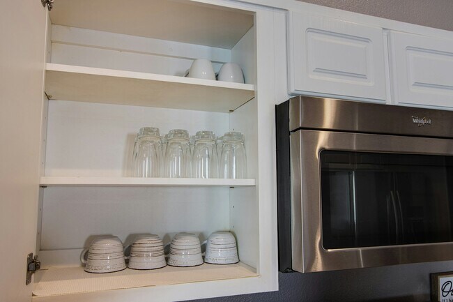 Building Photo - 5106 Stone Cove St