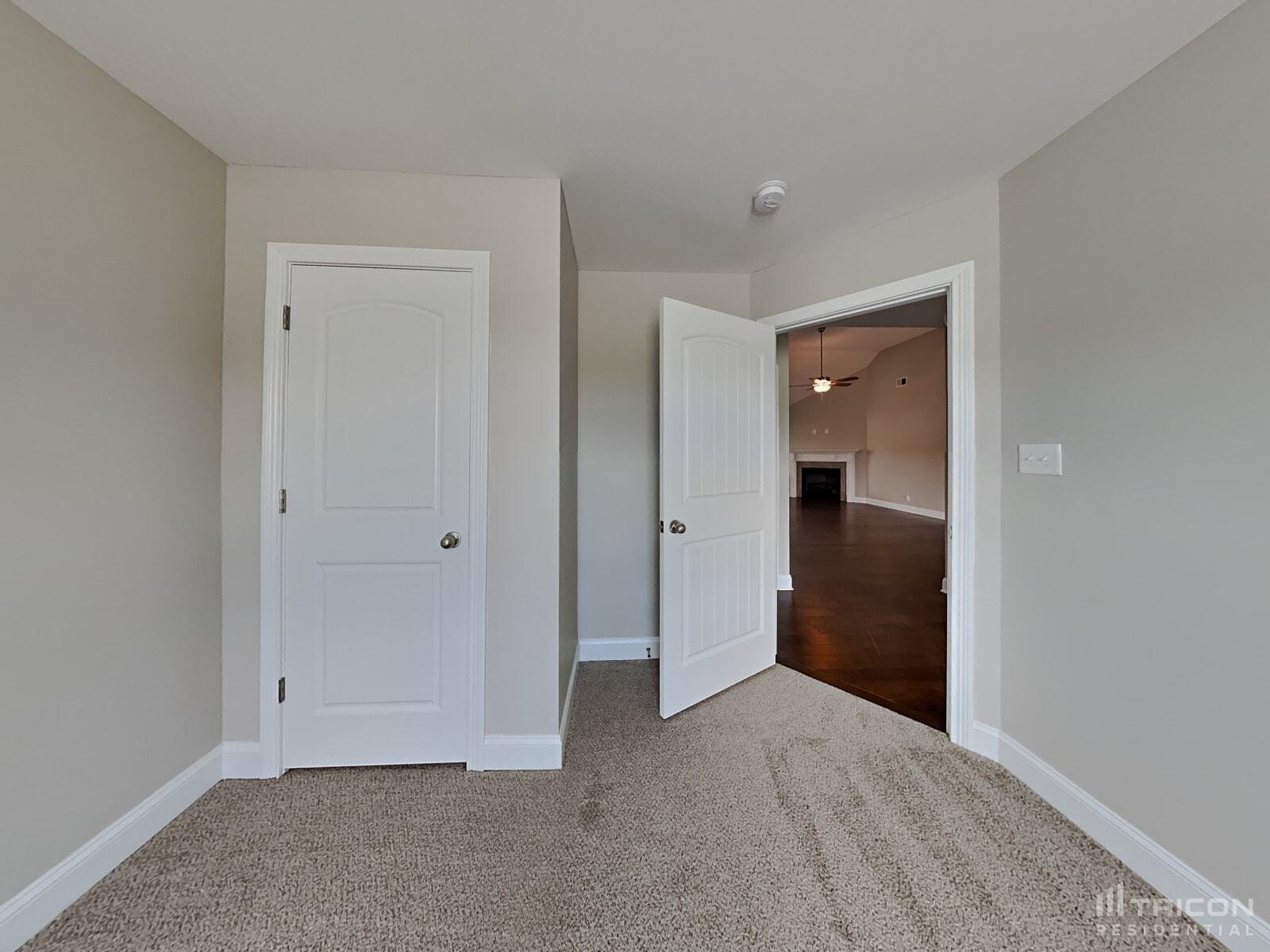 Building Photo - 1489 Coronado Dr