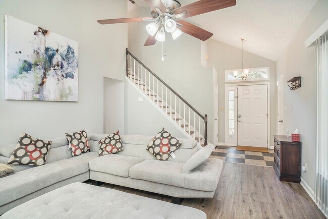 Building Photo - 1254 Watercrest Cir