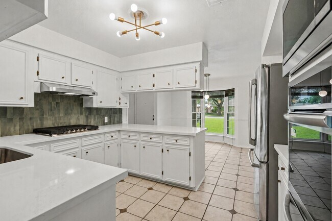 Building Photo - 1663 Chilton Ln