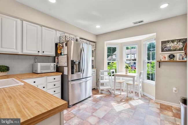 Building Photo - 45 Fulmar Dr
