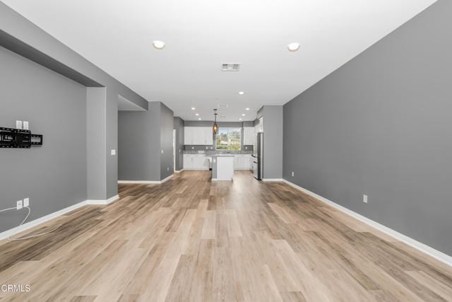 Building Photo - 667 Pedro St
