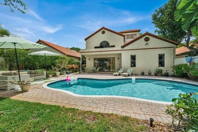 Building Photo - 7599 Mirabella Dr
