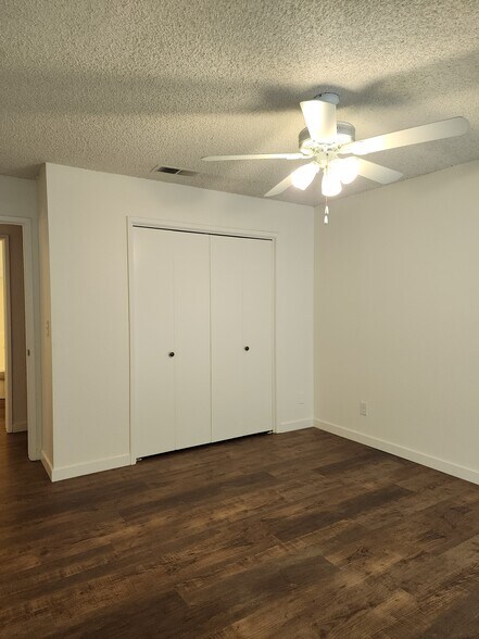 Master 8.5'x2' Closet - 4617 N Charles Ave