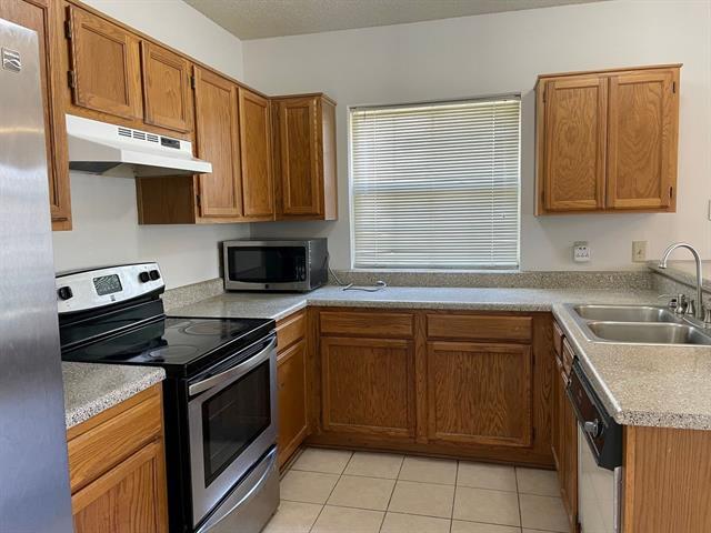 Building Photo - 2332 Forestbrook Dr