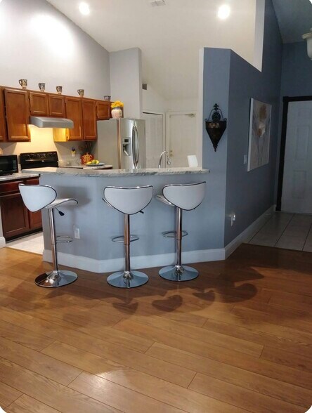 Building Photo - 2827 Bolton Bnd