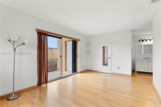 Building Photo - 13745 SW 84th St