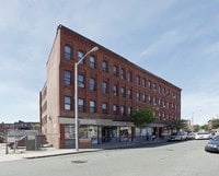 Building Photo - Central Ave