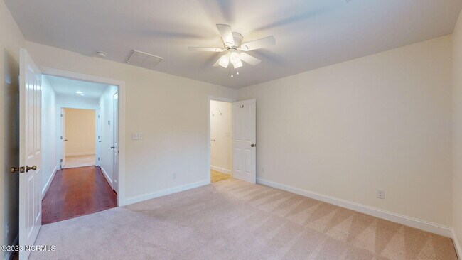 Building Photo - 202 Tidewater Dr