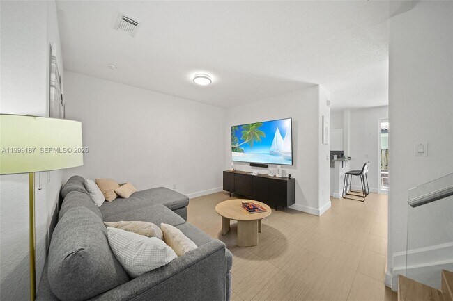 Building Photo - 11613 NW 78th St