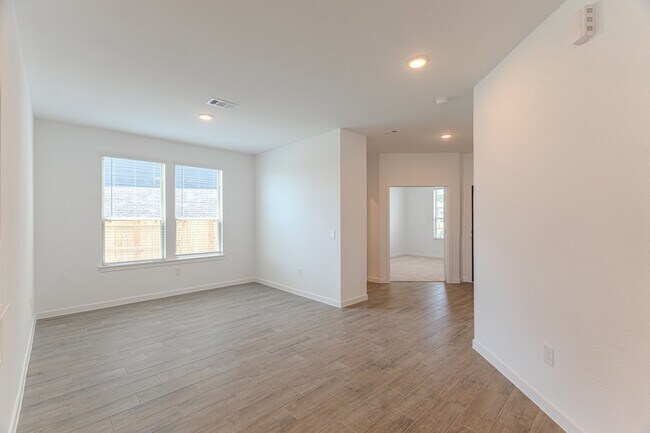 Building Photo - 14606 Daffodil Plains Ln