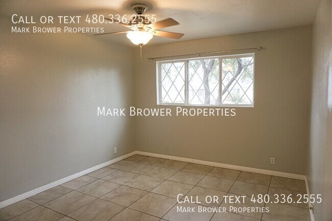 Building Photo - 332 E Pierce St