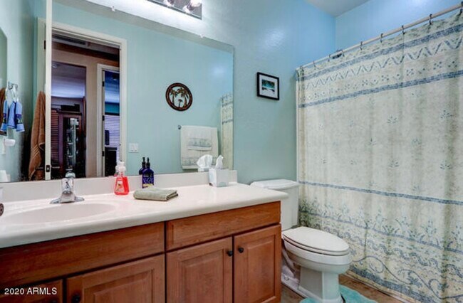 Building Photo - 17224 N Rosa Dr