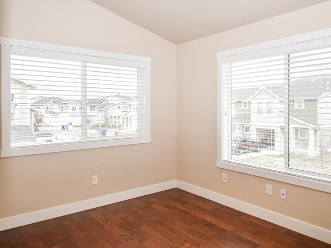 Building Photo - 1249 W 2475 S