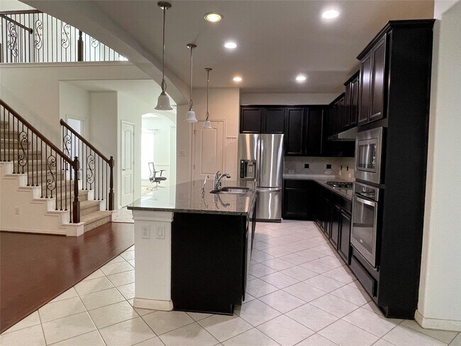 Building Photo - 5311 Auburn Key Ct