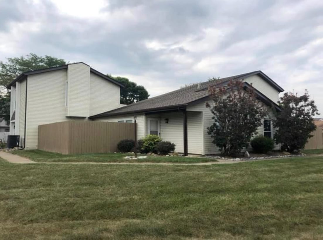 Building Photo - 1200 Robbins Run Ct