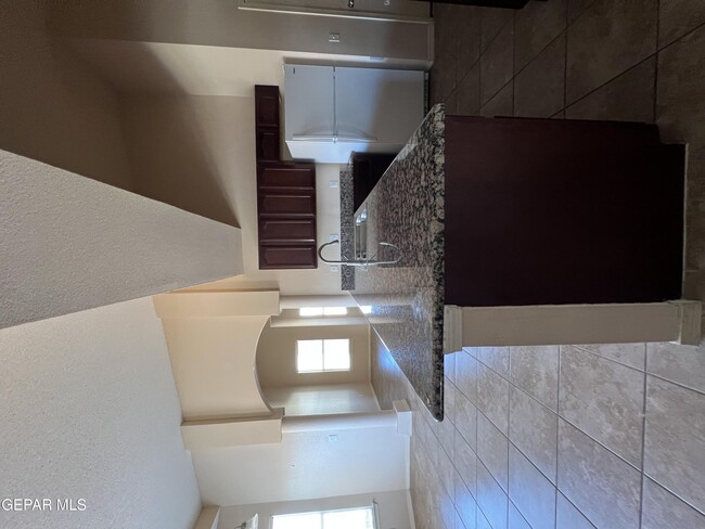Building Photo - 6700 Hermoso Del Sol Dr