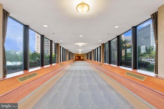 Building Photo - 5501 Seminary Rd