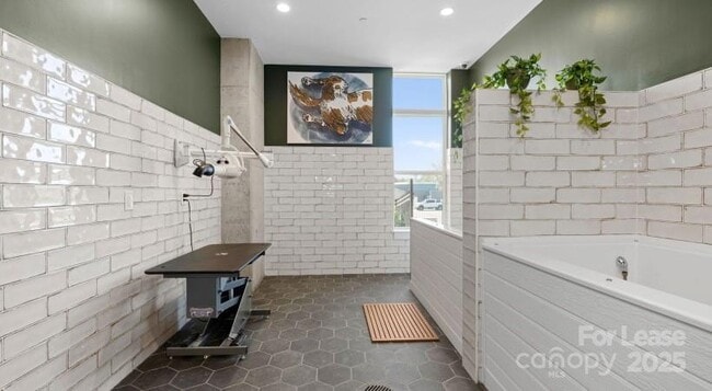 Building Photo - 4312 Yancey Rd