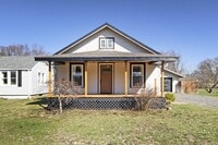 Building Photo - 54054 N Ironwood Rd