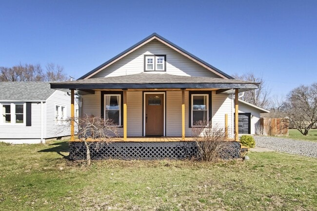 Primary Photo - 54054 N Ironwood Rd
