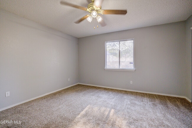 Building Photo - 3404 Rosinie Rose Pl