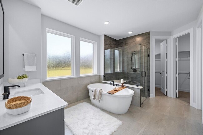 Building Photo - 1173 Rochester Pl