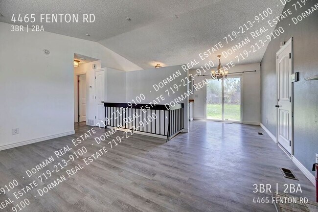 Building Photo - 4465 Fenton Rd